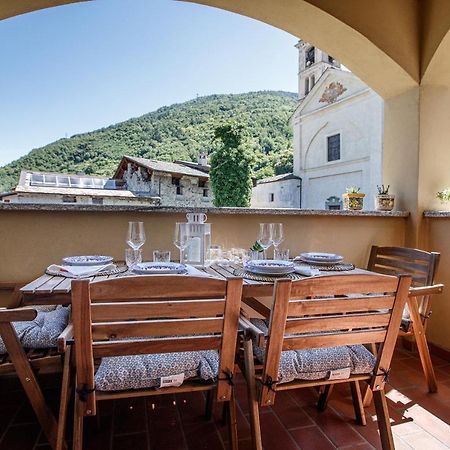 Il Como' Della Civetta - Taverna “La Fenice” Stazzona エクステリア 写真